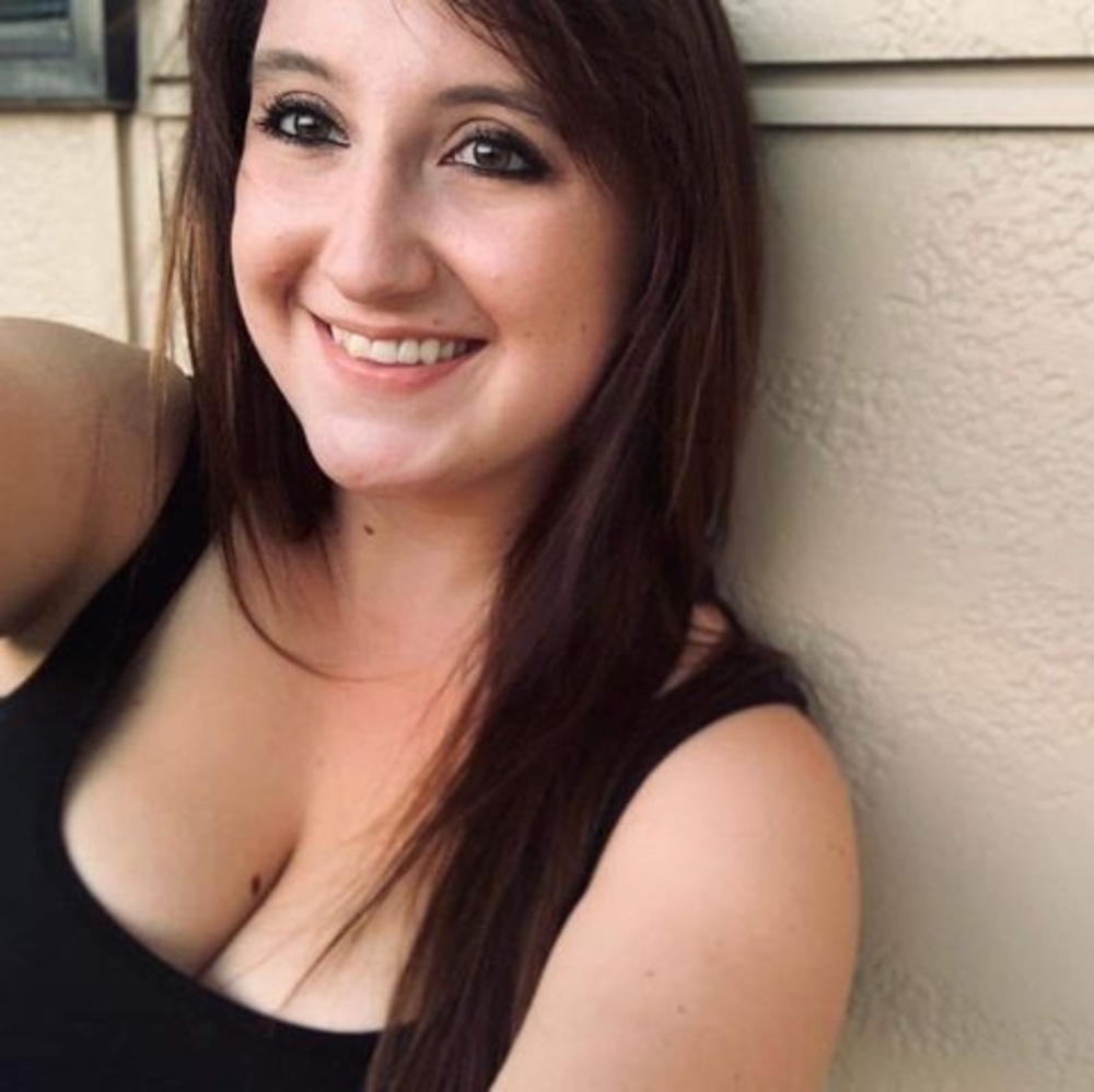 Meet your Posher, Jenni nicole